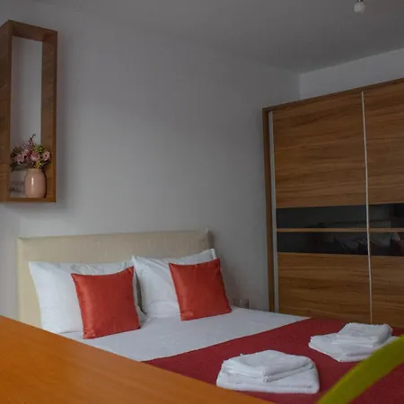 Aleea Minerva Apartment *